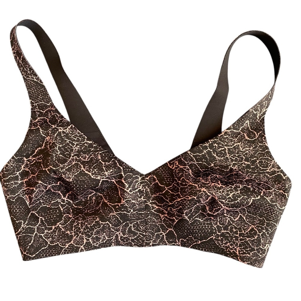 Lululemon Black and Pink Lace Patterned Soft Sport Bra